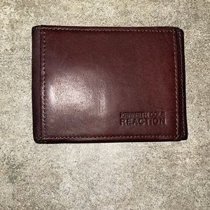 Kenneth Cole leather men’s wallet